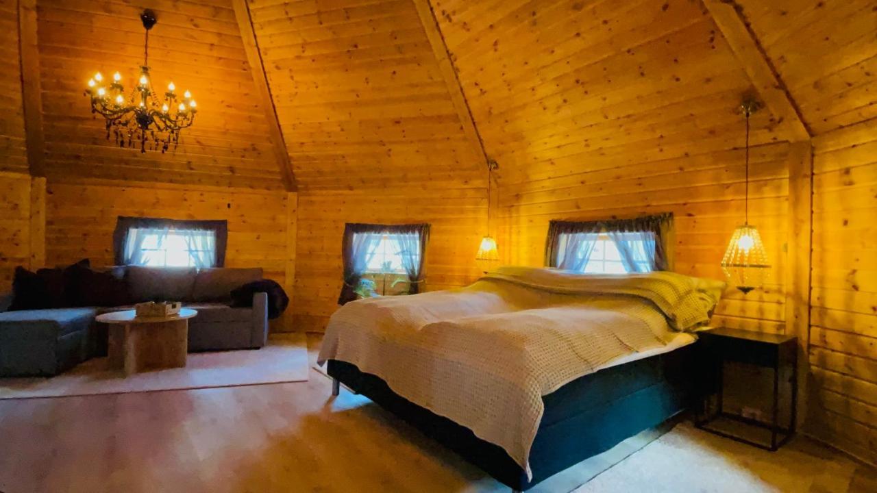 Hotel Koselig Dyregard I Tromsø Extérieur photo